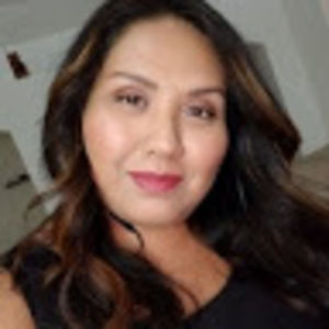 Meet your Posher, Vallory